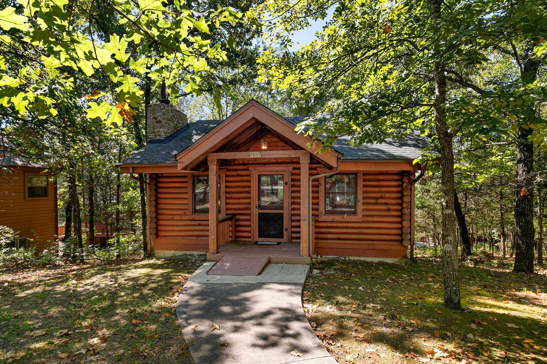 This stand alone cabin is located in Branson Woods Resort.