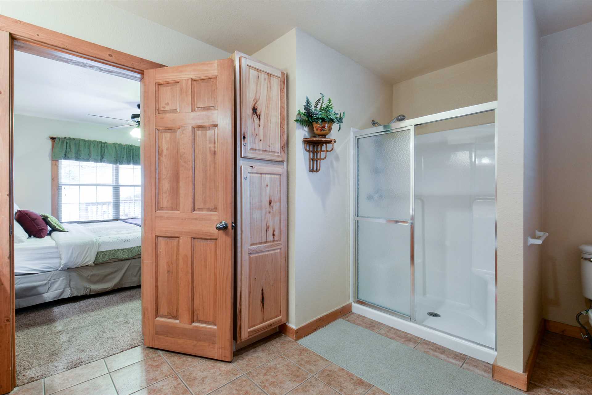 Guests love how bright the bathrooms are, Lodge #24.