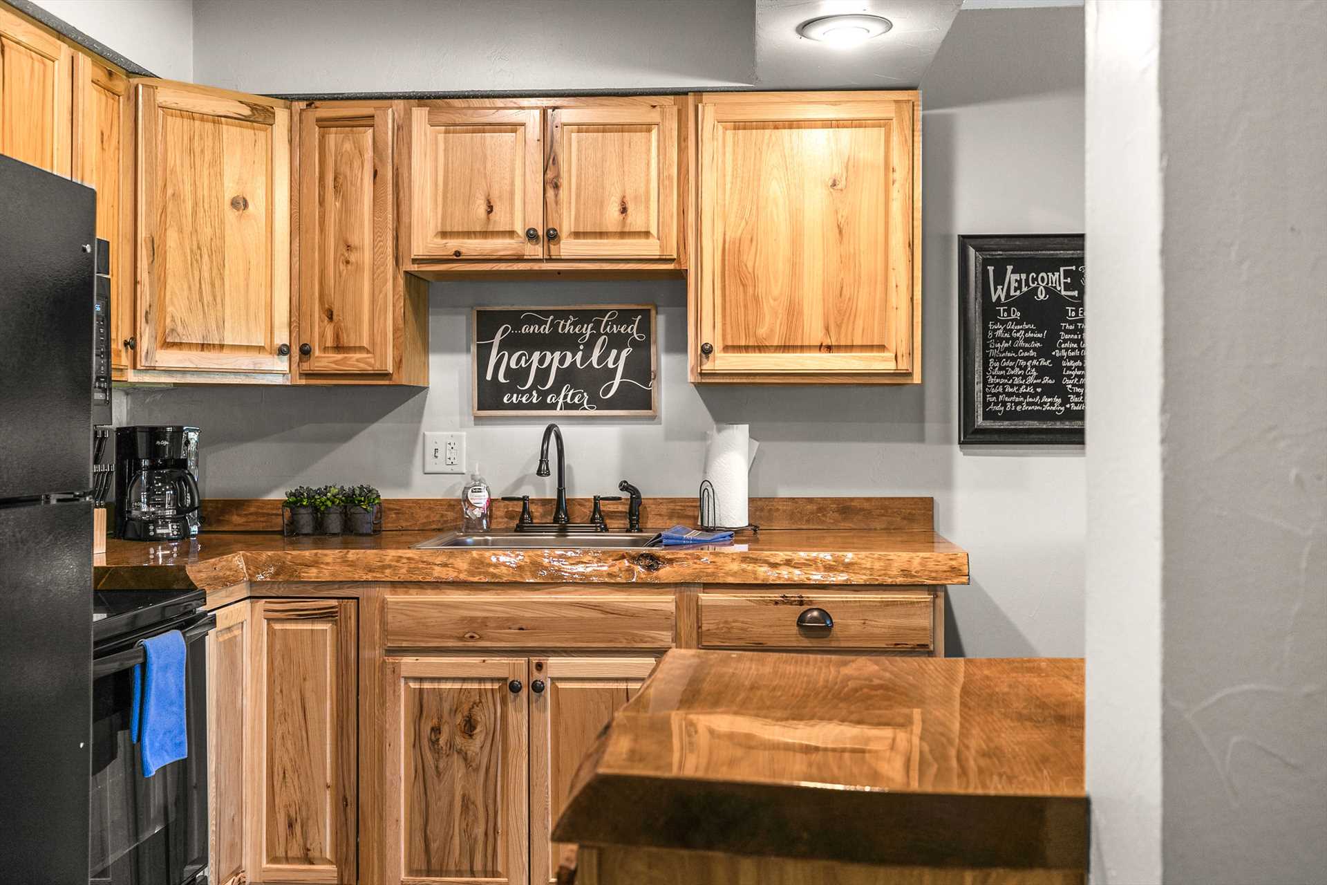 Meal prep is a breeze with a kitchen like this!