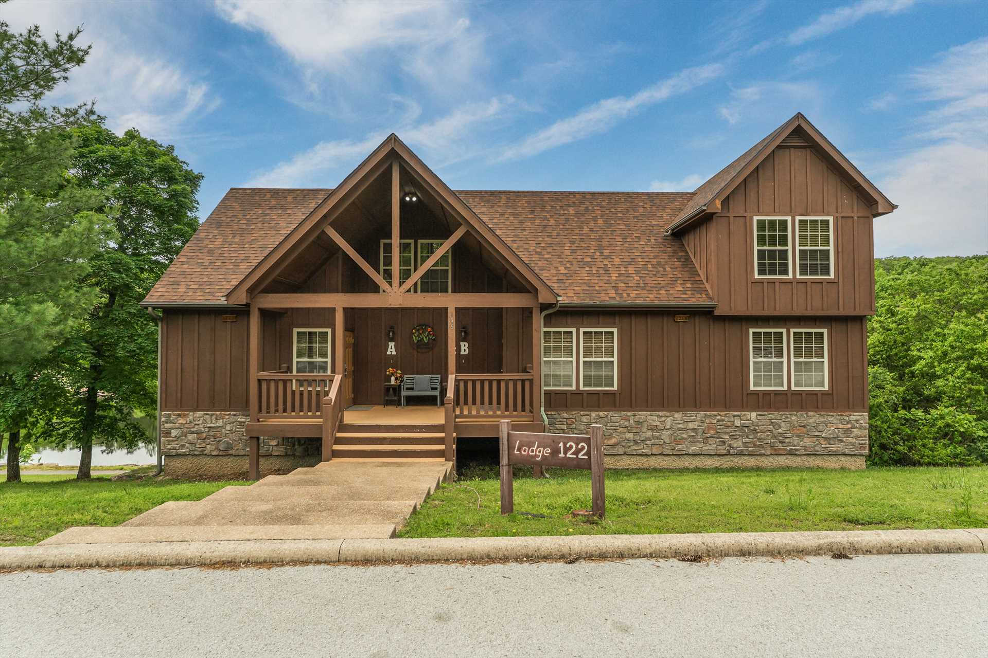 Waterfront and Waterview at Stonebridge Lodge - Right by the Pool | 122