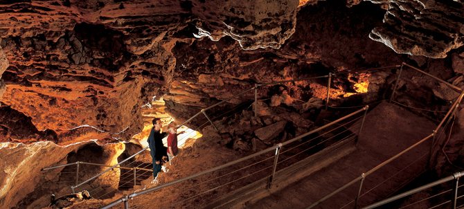Best Caves Near Branson