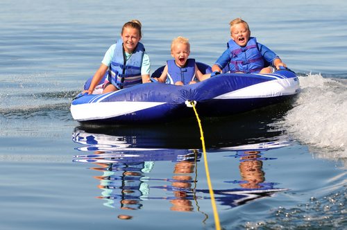 3 Kids Riding Water Tube