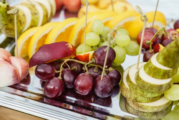 catered food, fruit plate